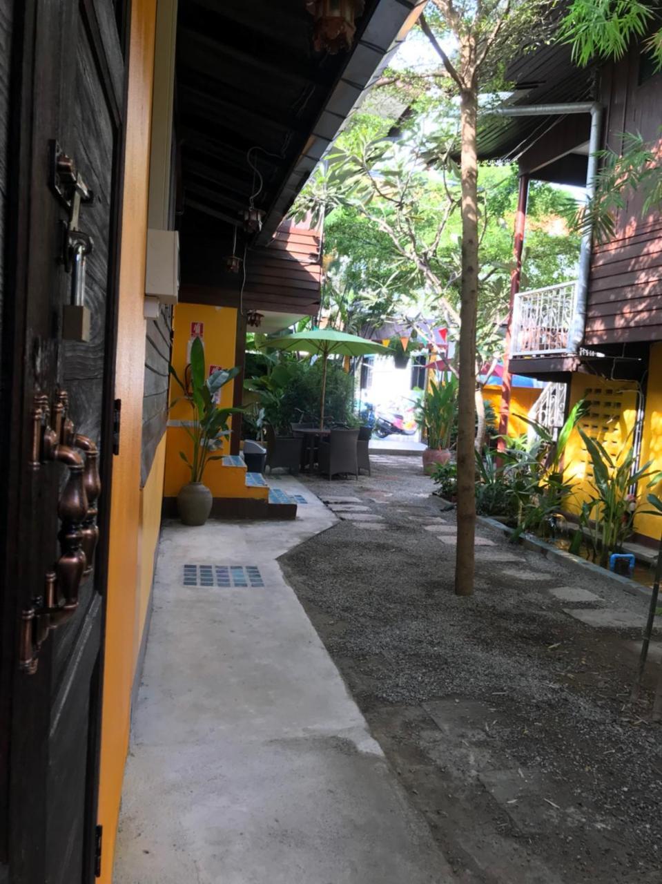 Baan Khun Krub Hotel Csiangmaj Kültér fotó