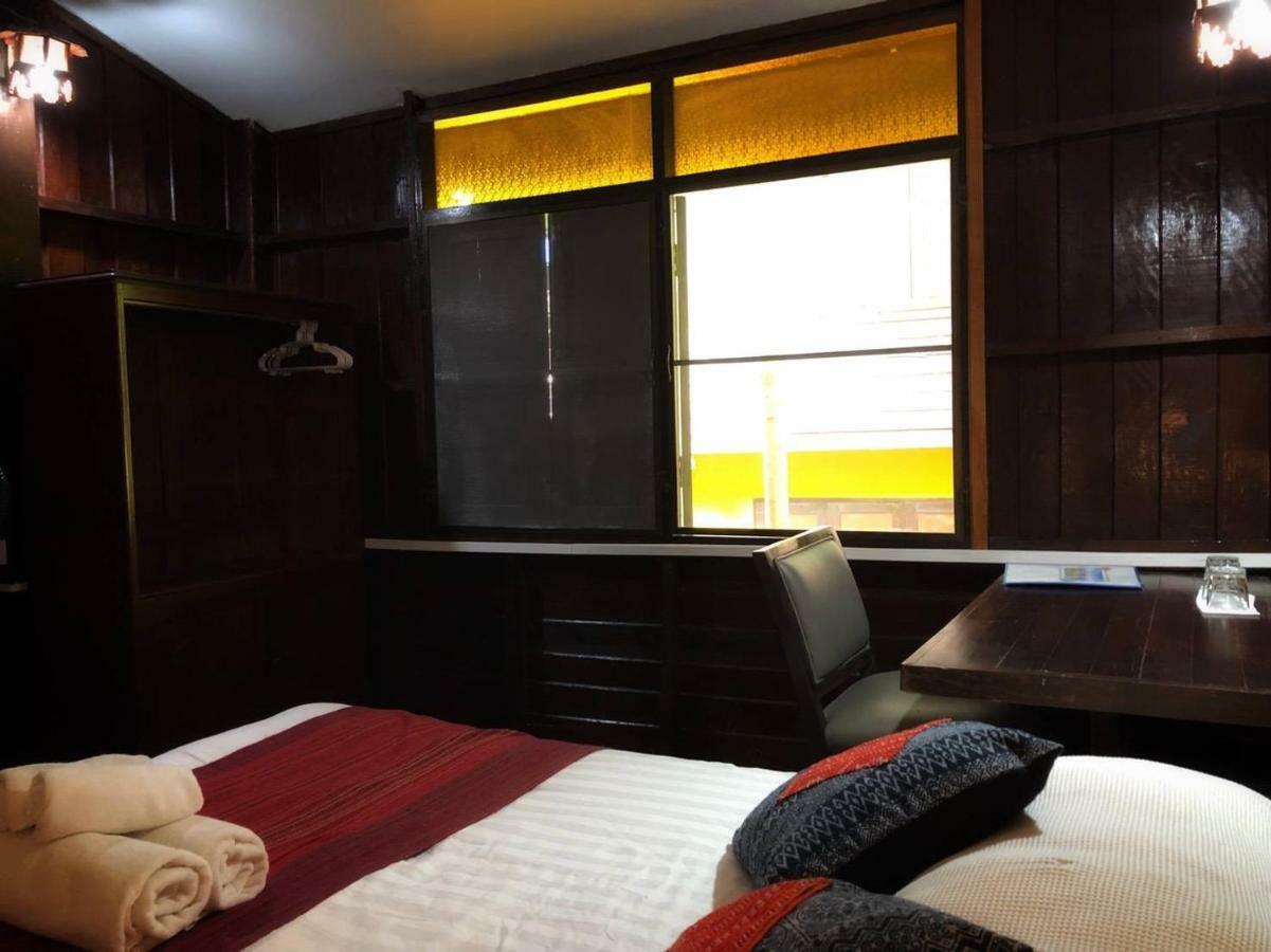 Baan Khun Krub Hotel Csiangmaj Kültér fotó