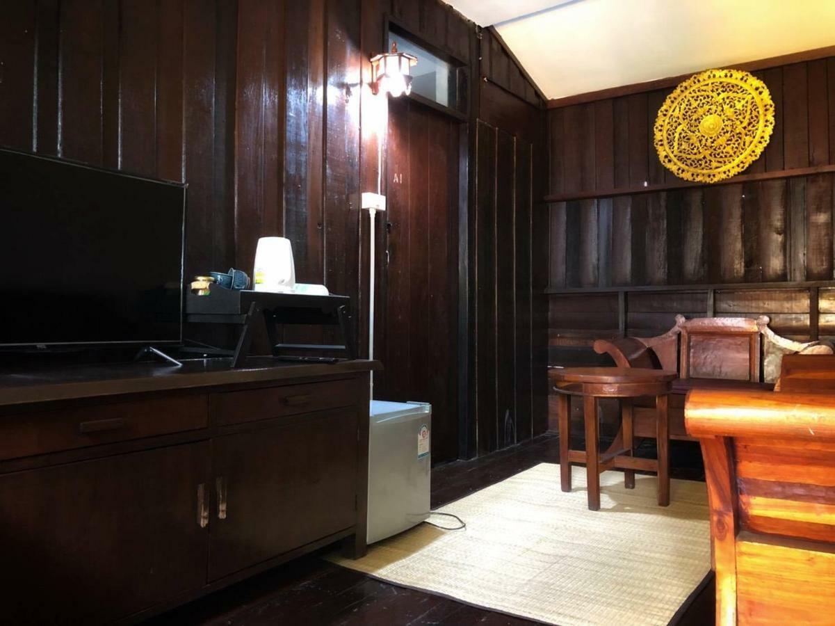 Baan Khun Krub Hotel Csiangmaj Kültér fotó