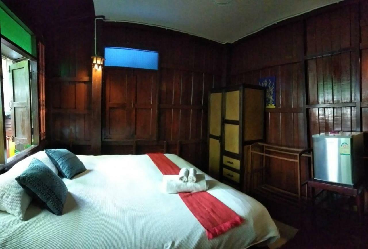 Baan Khun Krub Hotel Csiangmaj Kültér fotó